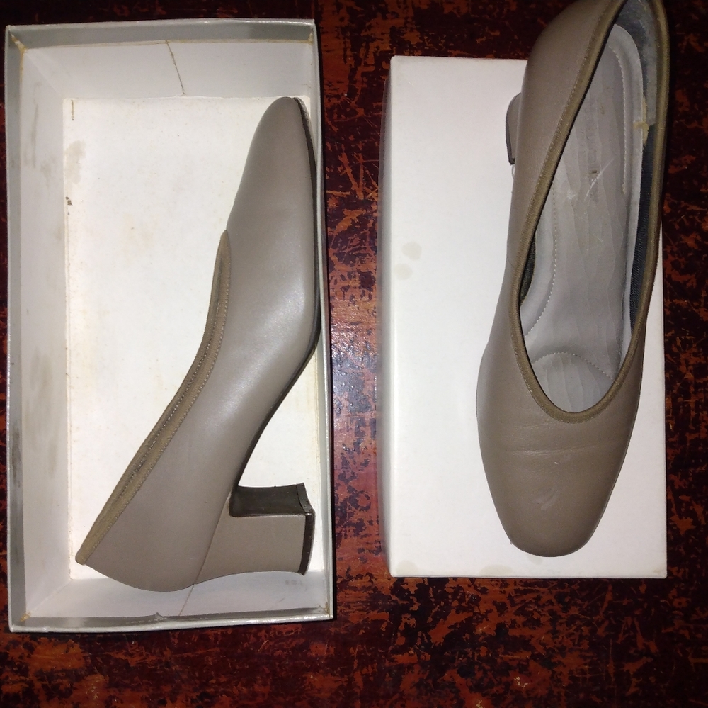 Naturalizer Grey/T